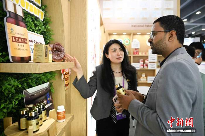 广交会观察：中国企业挖掘“情绪消费”需求拓市场