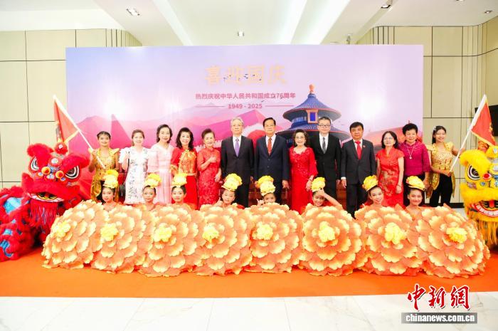泰国南部各侨团纷纷举办中华人民共和国成立76周年庆祝活动