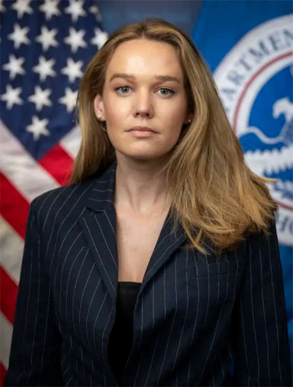 美政府移民政策支持率創新低 國土安全部發言人離職