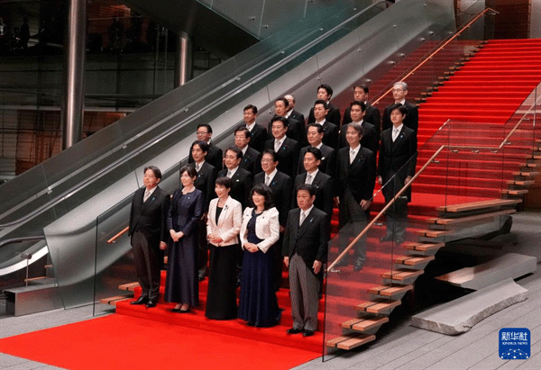 高市早苗组建新内阁上届阁僚全部留任