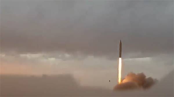 伊朗：弹头重量不足一吨的导弹不发