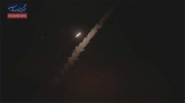 伊朗对4个美军基地发动打击，伊议长：这些基地保护不了任何人