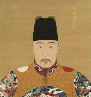 为何古代皇帝有很多都信奉道教？道教和佛教分别注重什么？