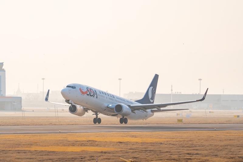 波音CEO：就指着特朗普跟中国签了