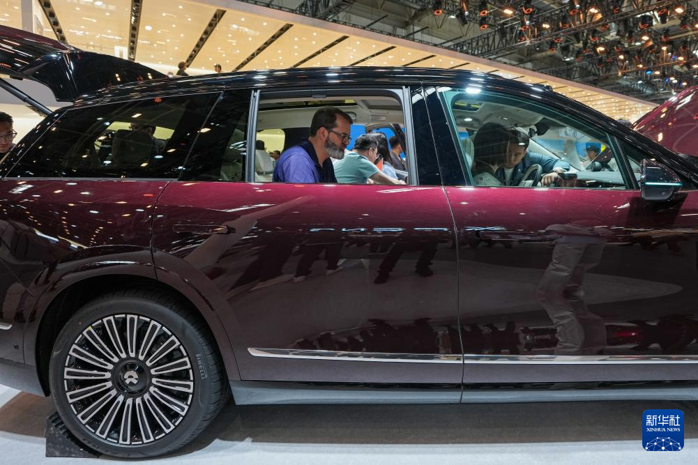 海评面：北京车展，让世界洞见一个“不断上新”的中国