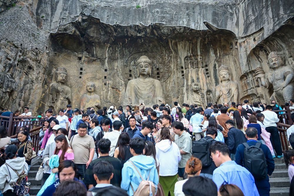 海外网评：美好旅程里，藏着活力中国